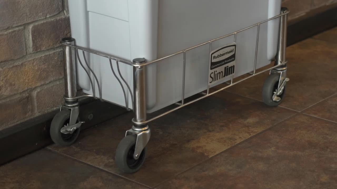 Learn more about how Slim Jim® Vented Containers and Dollies improved ergonomics and efficiency at one facility.