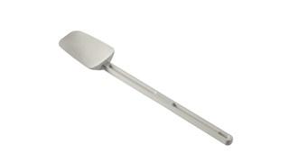 La spatola Rubbermaid Commercial è dotata di lame piatte per grattare e di lame a forma di cucchiaio per raccogliere e distribuire.