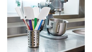 De bewaar- en bereidingsoplossingen met zeven kleuren van Rubbermaid Commercial helpen kruisbesmetting in uw keuken te voorkomen