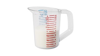 The Rubbermaid Commercial Bouncer® Measuring Cup is constructed of break-resistant, clear polycarbonate.