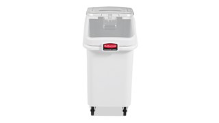 The Rubbermaid Commercial ProSave® Ingredient and Food Storage Mobile Bin is a bulk food storage container on wheels. With a slanted front, s Liding opening, and 0.94L scoop, these food storage containers make it easy to transport ingredients.