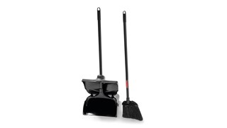 The Rubbermaid Commercial Executive Series Lobby Pro® Plastic Upright Dust Pan with Cover is ideal for use in your hotel lobby, restaurant lobby, or banquet hall.