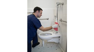 The Rubbermaid Commercial HYGEN™ cloths with built-in scrubbers deliver debris removal when dust cleaning and better liquid absorption for damp cleaning.