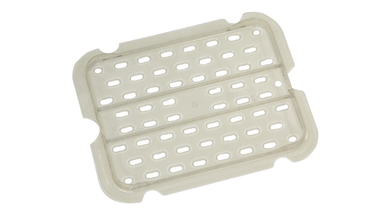 Drain tray for insert pans help improve air circulation, keeping food fresh longer.