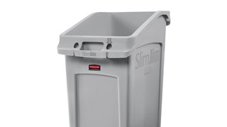 Slim Jim® Untertischbehälter von Rubbermaid Commercial sind eine zweckorientierte Lösung für die platzsparende Abfallentsorgung unter dem Tisch.