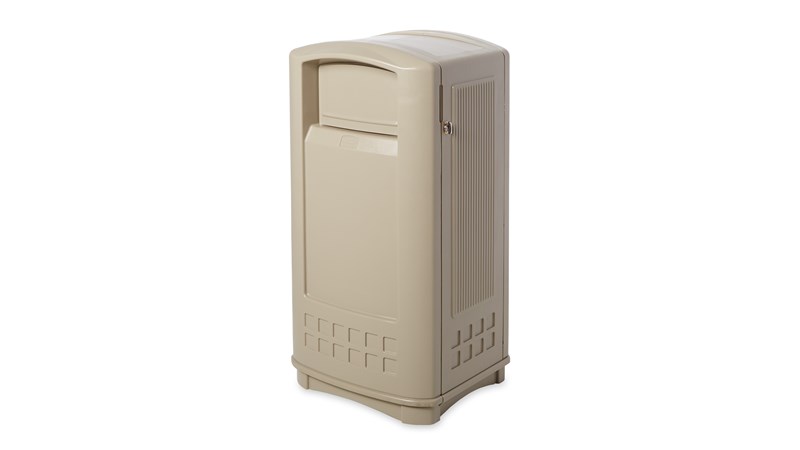 El cubo Rubbermaid Commercial LANDMARK® Jr. tiene un estilo contemporáneo con una puerta lateral para el vaciado ergonómico de los residuos.