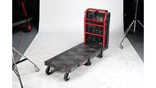 Voici une conception modulaire unique qui permet de transformer rapidement un chariot plate-forme standard en chariot utilitaire haute résistance à deux étagères.
