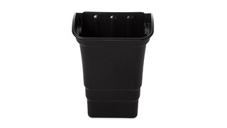 El contenedor de basura Rubbermaid Commercial Executive Series es un cubo con bordes diseñado para colgar del borde del carro de servicio.