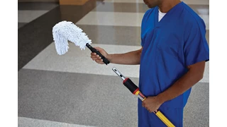 The Rubbermaid Commercial HYGEN™ Microfibre Quick-Connect Flexi-Wand and Duster helps easily clean vents, furniture, bed covers, uniquely shaped fixtures, and more.